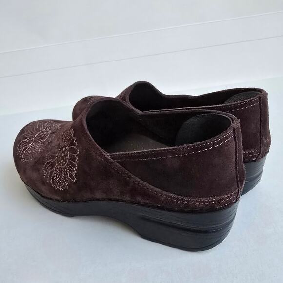 Dansko Suede Clogs Size EU38 US 7.5-8 Brown Leather Floral Embroidery Platform - Picture 5 of 14